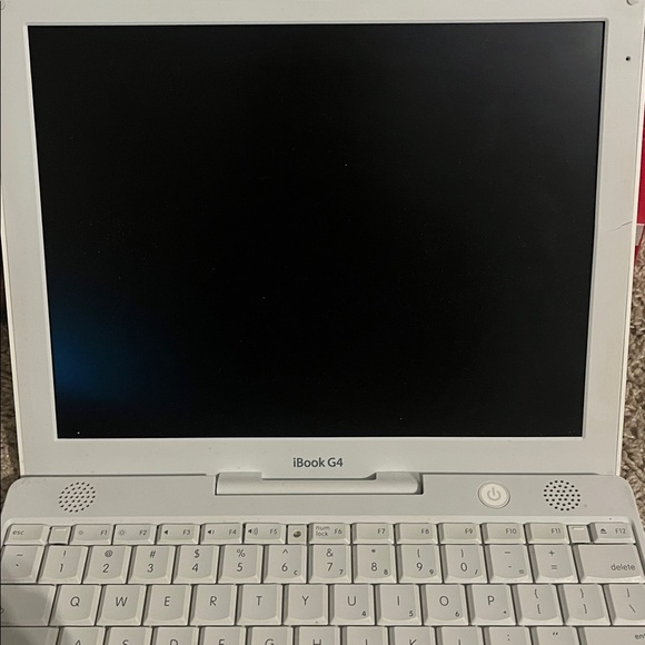 Apple 🍏 iBook G4 - Picture 3 of 8